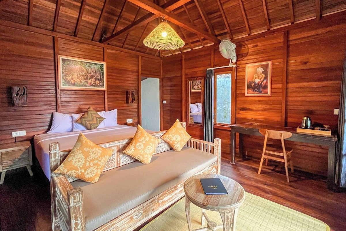 ห้องพรีเมียร์ | ตู้นิรภัยในห้องพัก, โต๊ะทำงาน, เตารีด/โต๊ะรีดผ้า, Wi-Fi ฟรี