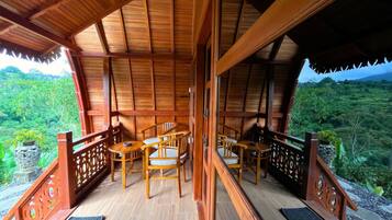 Chambre Tradition | Terrasse/Patio