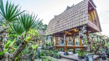 บริเวณภายนอก