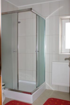 Double Room | Bathroom | Towels - Haus Alpenblick Mölltal (Flattach)