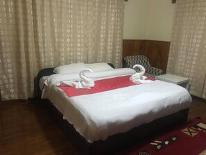 4 bedrooms, iron/ironing board, internet, bed sheets - Bhutan Tourer HomeAway, Peaceful & Incredible view (Thimphu)