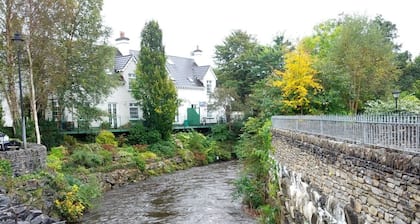 Ein luxuriöses Stadthaus in Kenmare, das außergewöhnliche Gastfreundschaft für 6/7 Gäste bietet