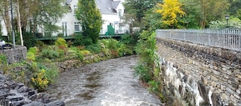 Ein luxuriöses Stadthaus in Kenmare, das außergewöhnliche Gastfreundschaft für 6/7 Gäste bietet