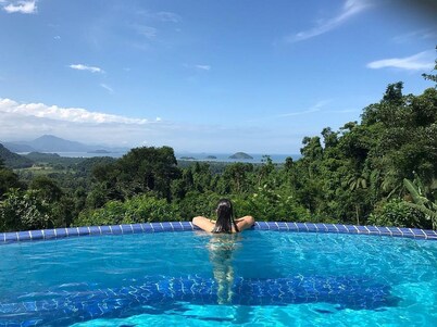 Luxury holiday house Paraty mountains and beach