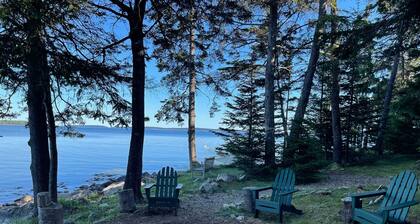 PRIVATE WATERFRONT RETREAT MINUTES FROM ACADIA~ Island life at its BEST!