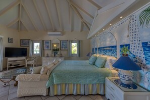 4 bedrooms, in-room safe, iron/ironing board, WiFi