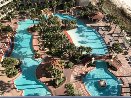 Luxury Beach Front Condo 