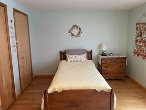 3 Schlafzimmer, Schreibtisch, Bügeleisen/Bügelbrett, kostenloses WLAN