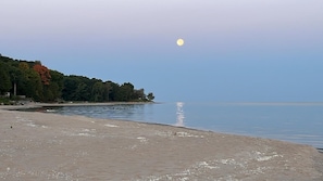 Aan het strand, ligstoelen aan het strand