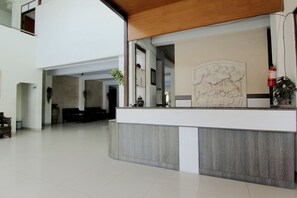 Lobby - OYO 1683 Hotel Musafira Syariah (Yogyakarta)