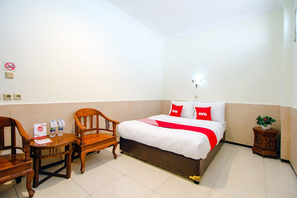 Deluxe Double Room | 1 bedroom, desk, free WiFi, bed sheets