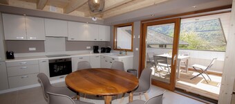 BETWEEN LAKE AND MOUNTAINS: La Sambuy ★★★★ - NEW FOR 2019 5 mins from Lake Annecy
