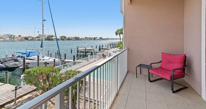 Clearwater Beach 3 Bedroom Waterfront Luxury Townhome