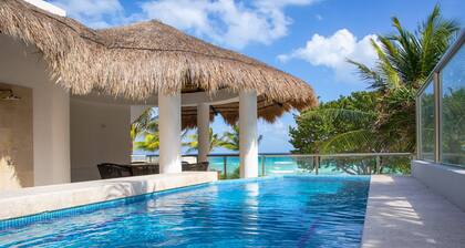 Beachfront Villa Turquesa Playacar in Playa del Carmen