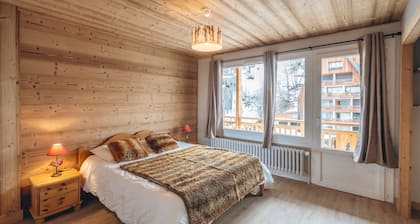 130m² apartment at the foot of the slopes - fireplace - private 2-car garage