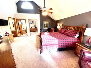 4 bedrooms, iron/ironing board, travel cot, free WiFi