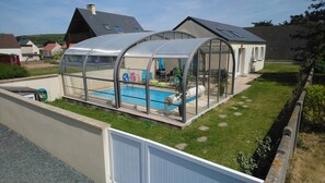 Indoor pool, a heated pool - Gîte with private heated swimming pool and enclosed garden close to the sea (Surtainville)