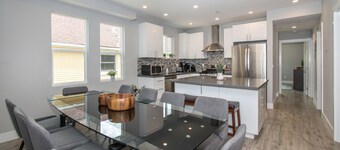 Luxury living minutes from the heart of SF! One block away from Bart station.