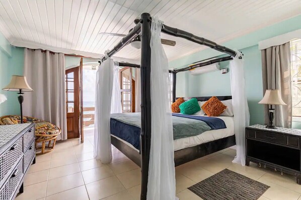 2 bedrooms, in-room safe, iron/ironing board, free WiFi