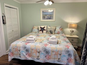 1 dormitorio, tabla de planchar con plancha, wifi gratis y ropa de cama