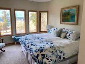 5 camere, una scrivania, ferro/asse da stiro, Wi-Fi