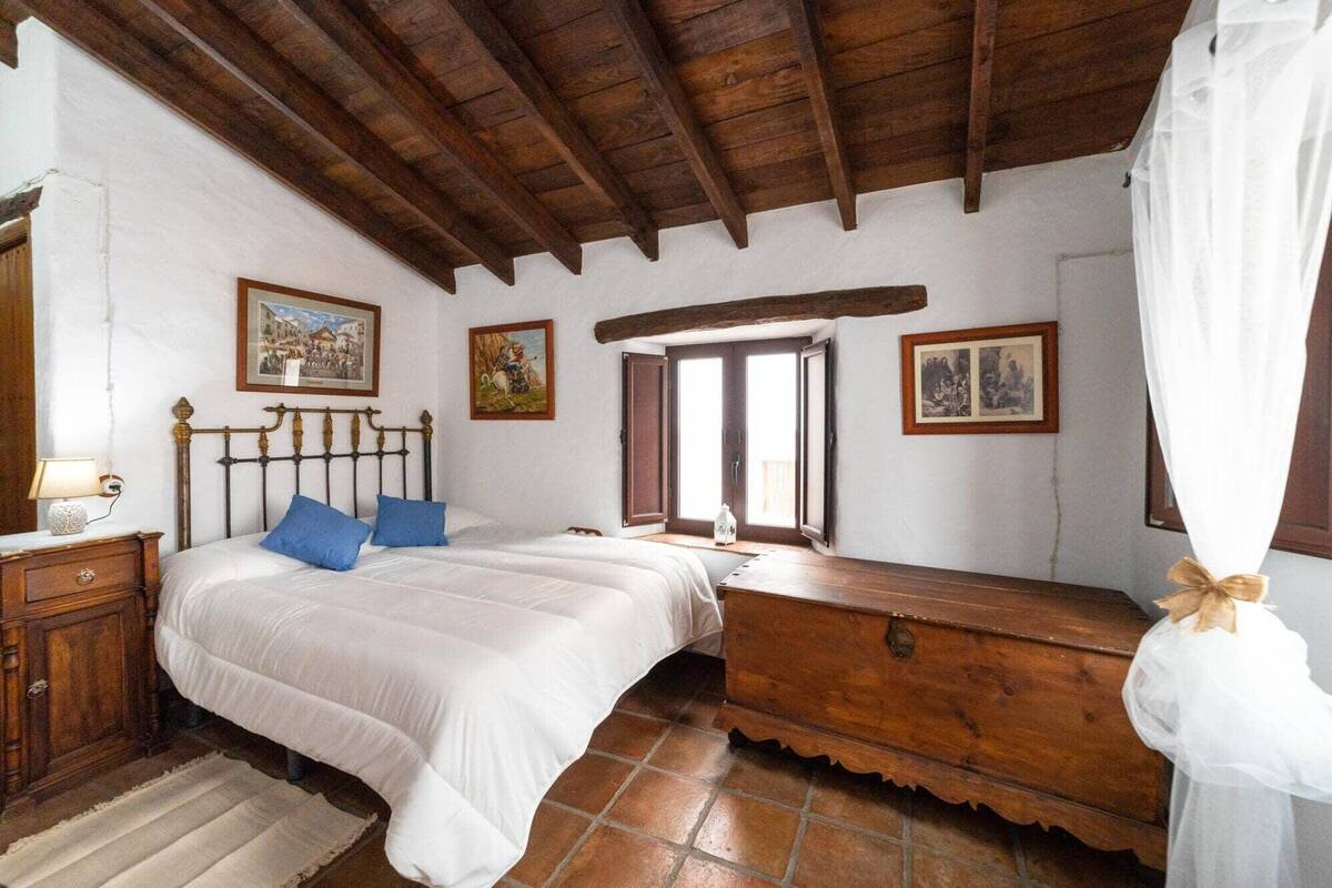 double or twin room | rollaway beds, free wifi, bed sheets