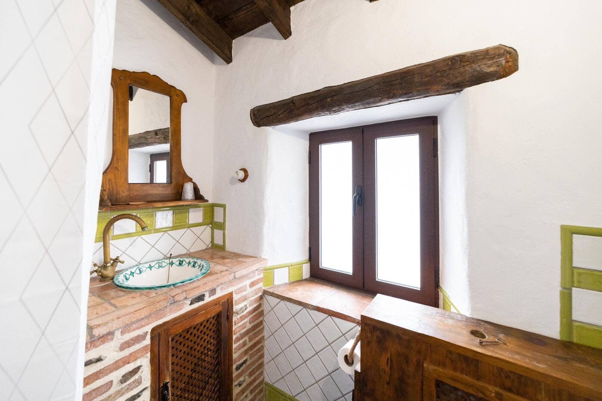 double or twin room | bathroom | shower, free toiletries, towels