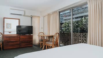 Estudio Deluxe, 1 cama King size, cocina | Sábanas de algodón egipcio, ropa de cama de alta calidad y escritorio