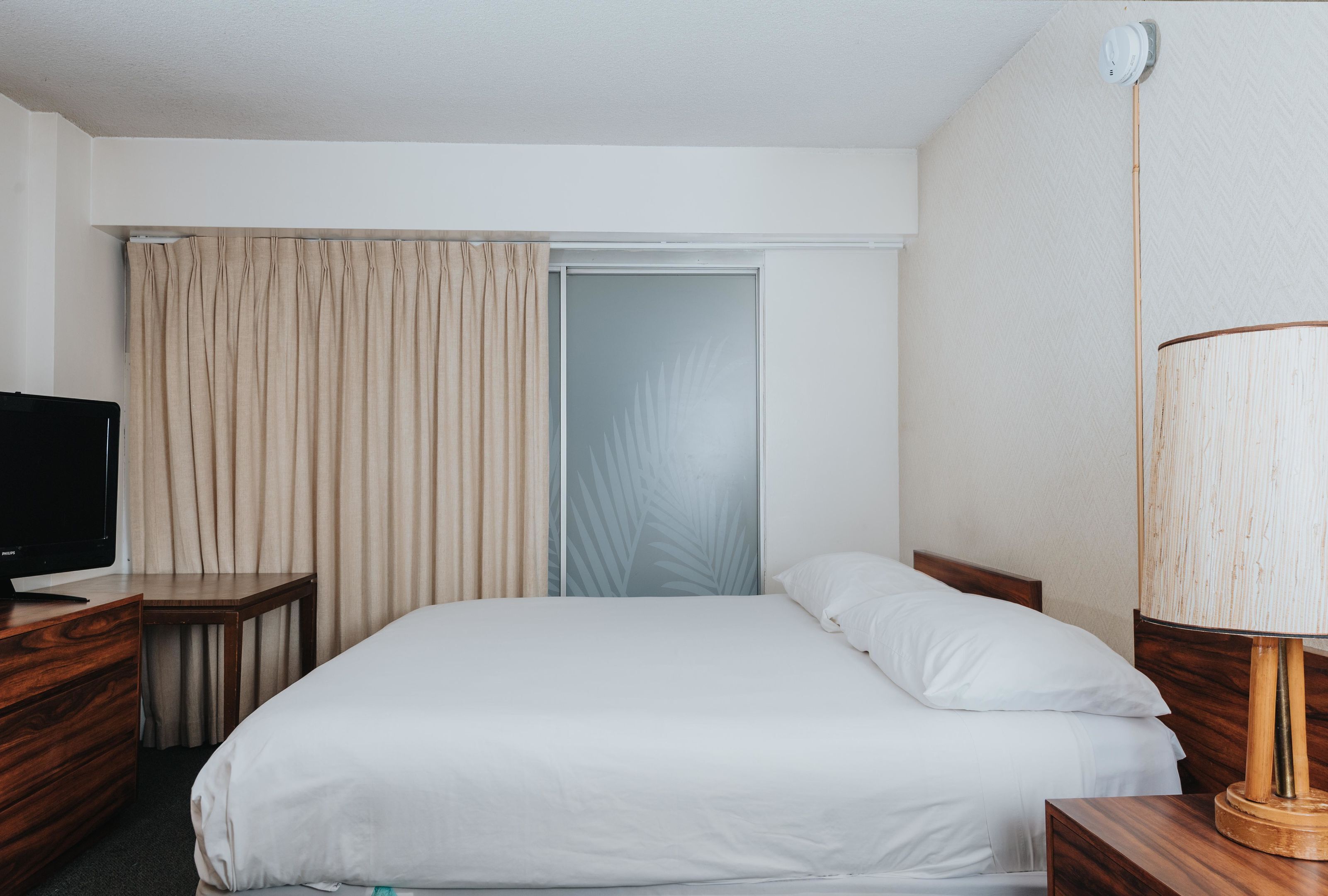 Standard Room, 1 King Bed | Egyptian cotton sheets, premium bedding, individually decorated