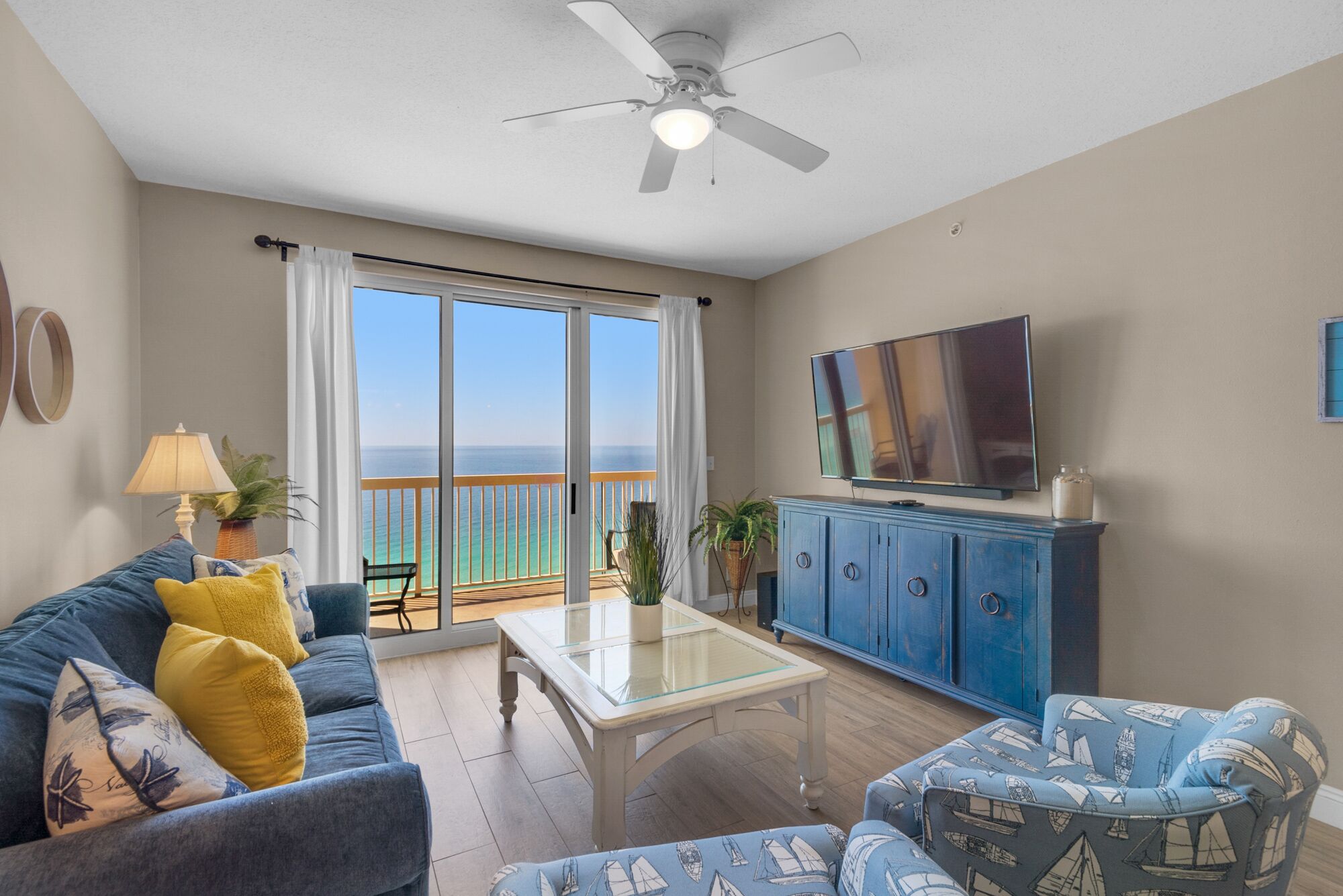 GORGEOUS BALCONY VIEWS!! UPGRADED UNIT!BCH SRVC INCL!!!