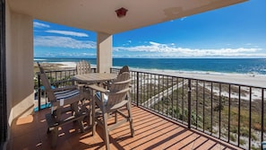 Outdoor dining - **Two Bedroom** Phoenix East *Great Location* (Orange Beach)