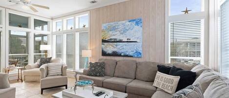 Smart TV, DVD player