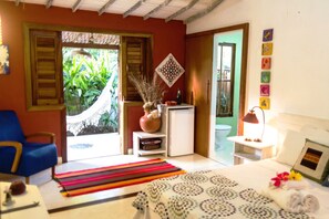 2 Schlafzimmer, Zimmersafe, Schreibtisch, Bügeleisen/Bügelbrett