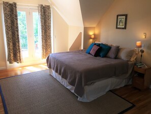 5 chambres, fer et planche à repasser, accès au Wi-Fi (inclus)