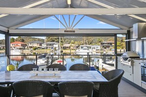 تناول الطعام