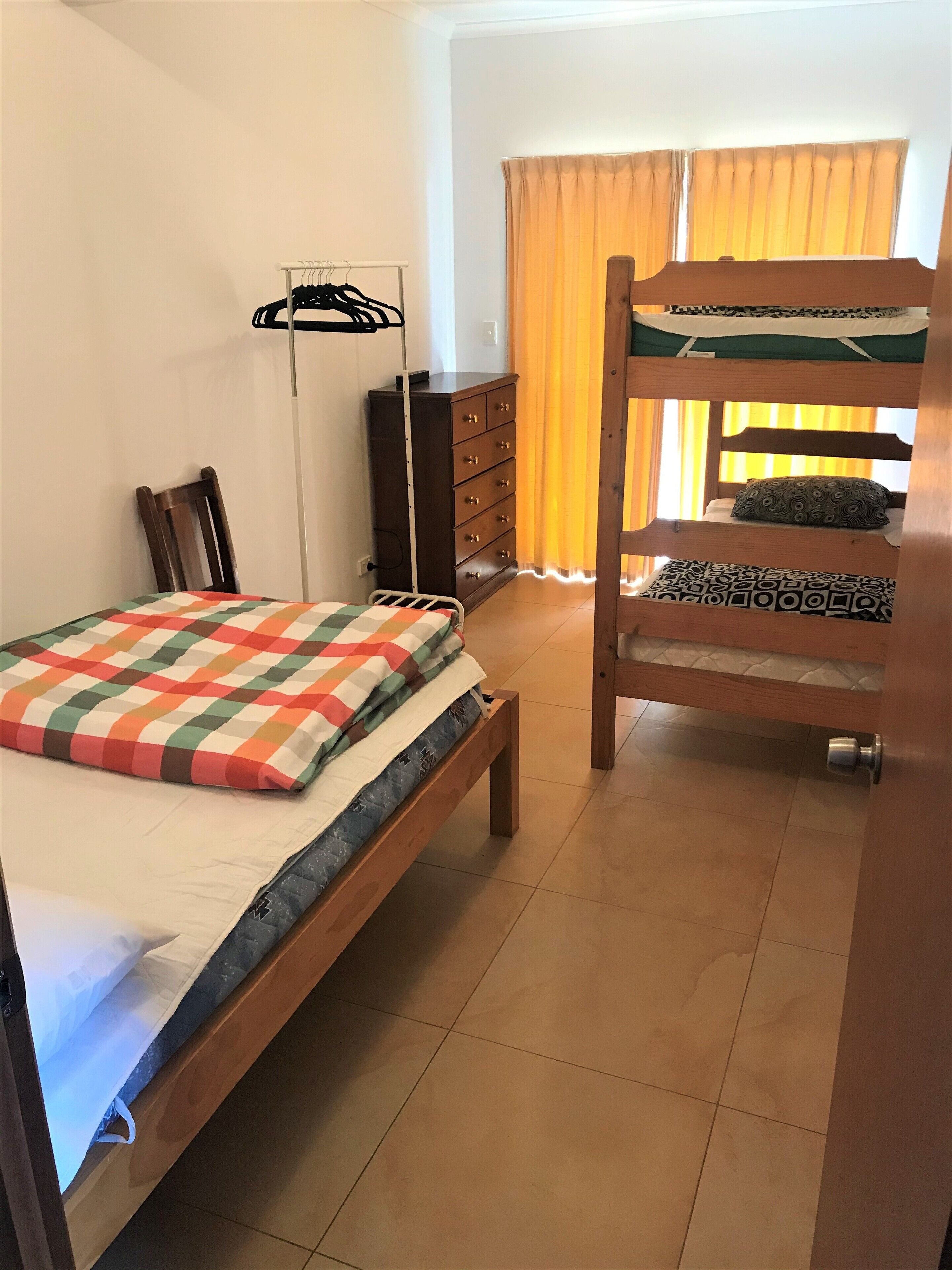 'The Sands' - spacious holiday home for large groups of family & friends. — image 18