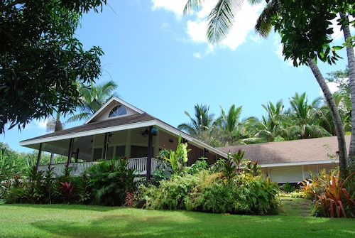 Elegant Secluded Beach Estate Plantation in Moloaa Bay, Hi Kauai TVR 4180