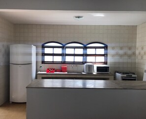 House, Non Smoking | Private kitchen