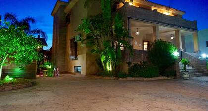 Exclusive villa with private pool, outdoor barbecue and game room 13 p.