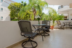 Apartemen, 2 kamar tidur | Balkon
