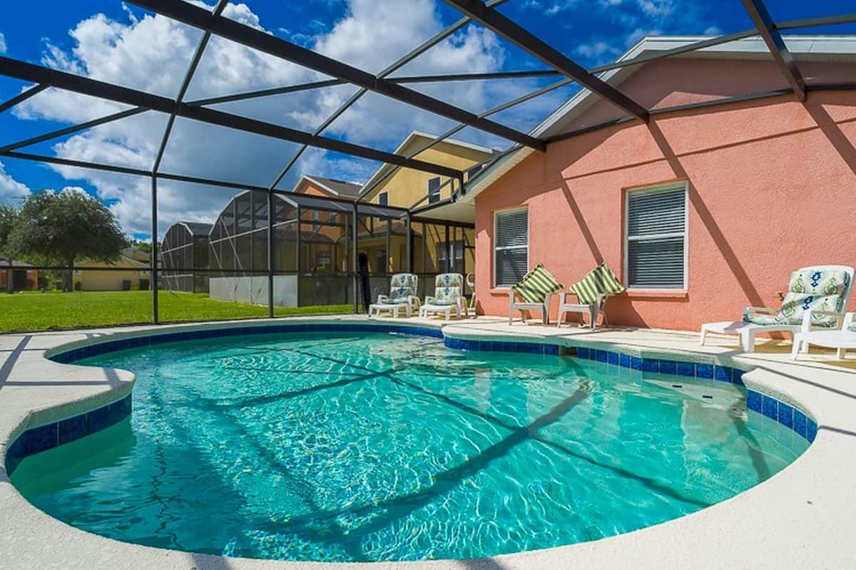 Private pool