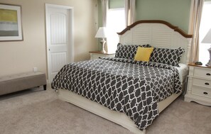 5 bedrooms, desk, iron/ironing board, free WiFi - Solterra - 5380 Oakbourne By Fairytale VR (Davenport)