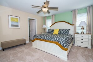 5 makuuhuonetta, työpöytä, silitysrauta/-lauta, ilmainen Wi-Fi