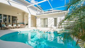 Private pool