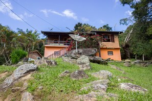 ด้านหน้าที่พัก