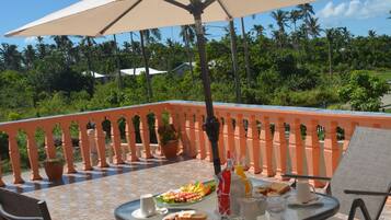 Deluxe-Doppelzimmer, 1 King-Bett, Nichtraucher, mit Bad | Balkon