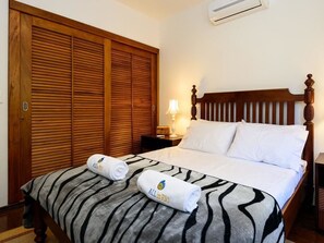 Căn hộ, không hút thuốc | 4 phòng ngủ, bàn, bàn ủi/dụng cụ ủi quần áo, bộ trải giường 