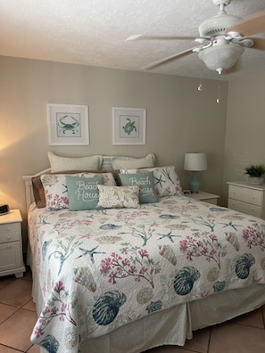 3 chambres, fer et planche à repasser, lit parapluie, Wi-Fi gratuit