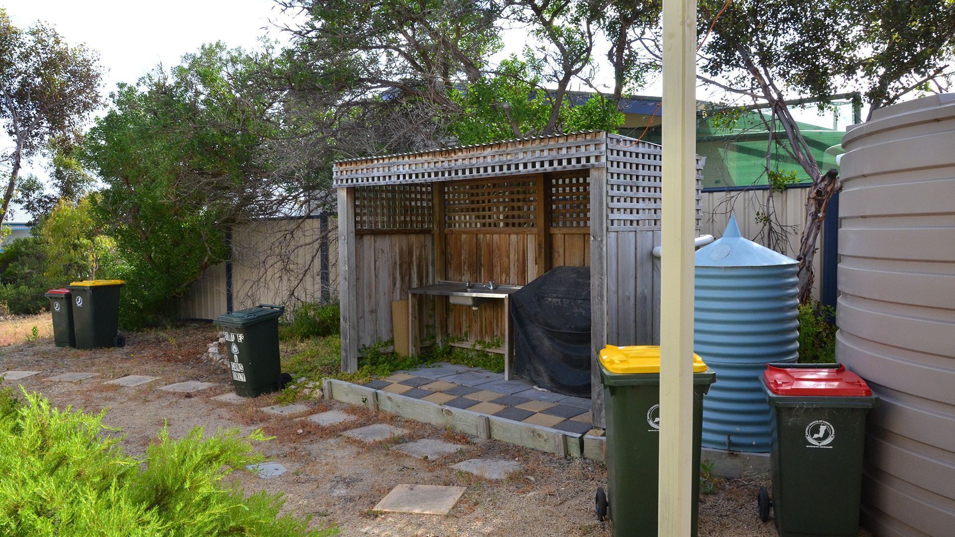 Your Marion Bay Getaway | Self-Contained Family Unit Near Innes National Park — image 3