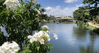 5-bedroom house in condominium, comfort, air conditioning, 55" SmartTV, Wi-Fi, pool, lagoon, beach.